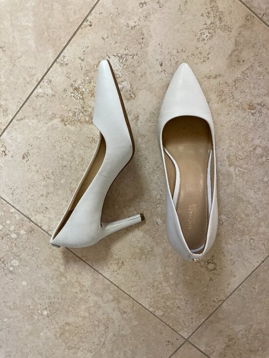 Michael Kors Shoes - Michael Kors White Leather Heels